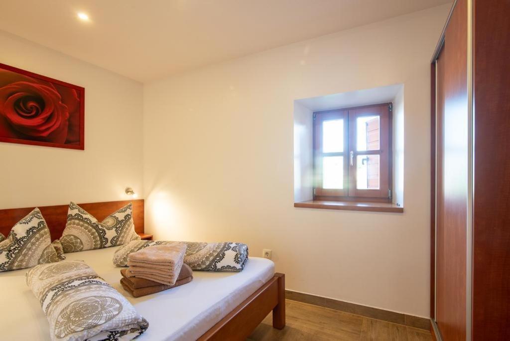 Villa Finka Малинска Экстерьер фото
