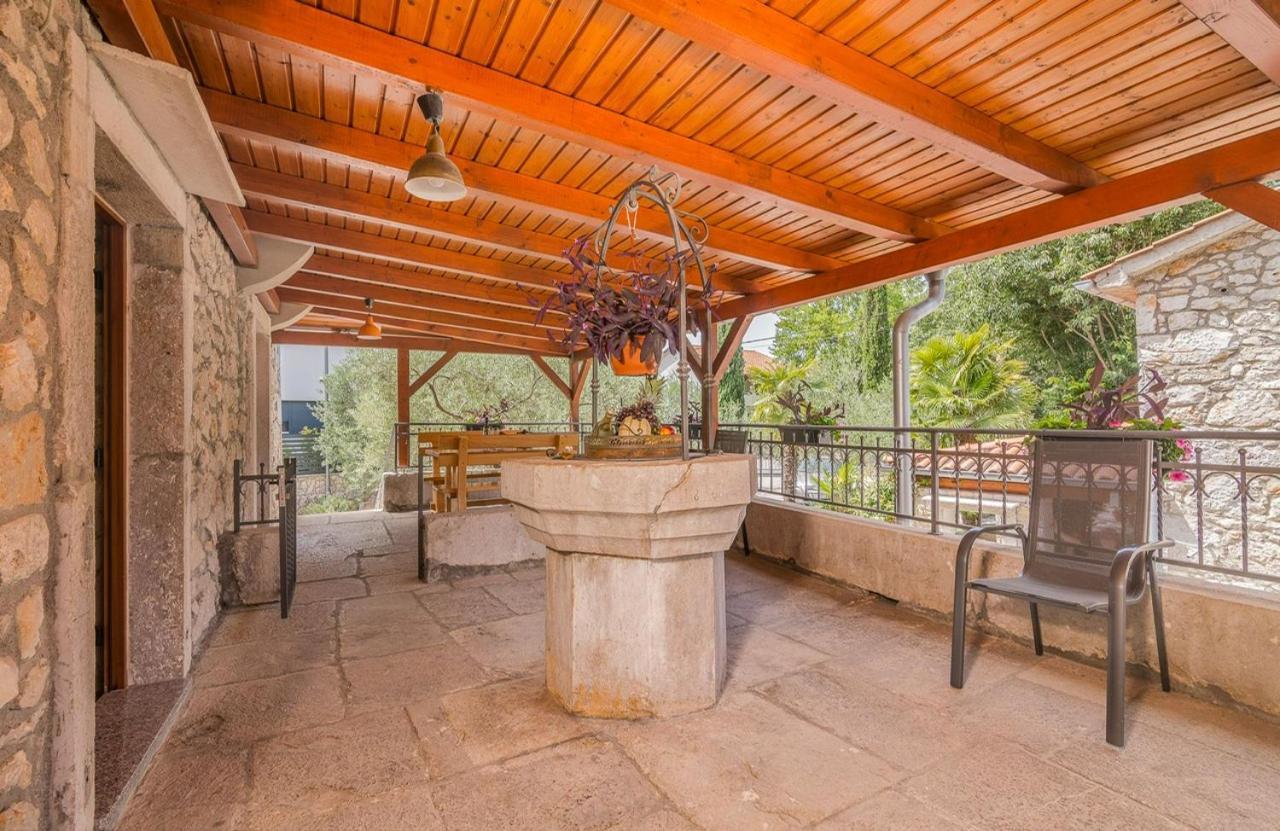 Villa Finka Малинска Экстерьер фото